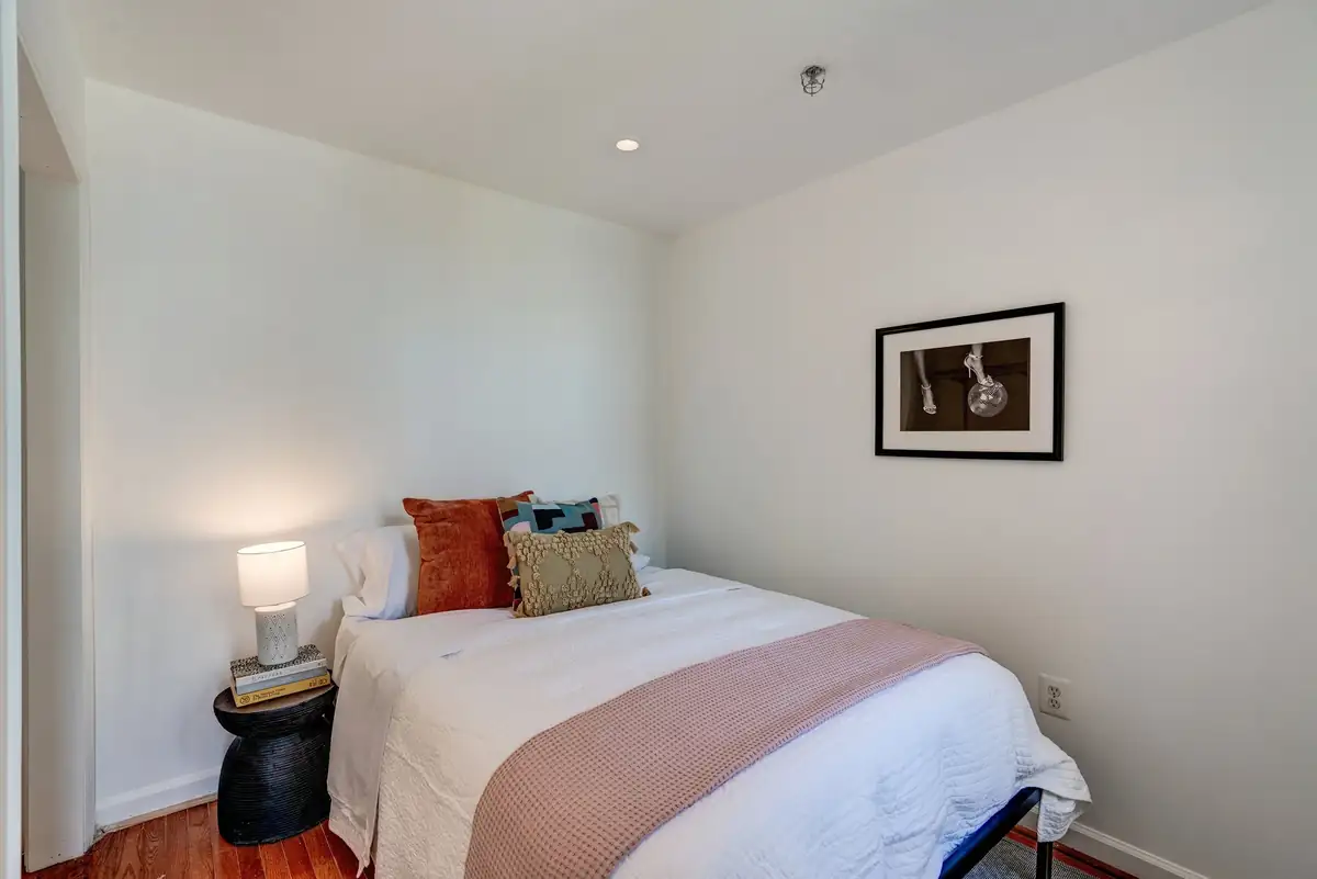 1308 Clifton St NW #405_0032.jpg