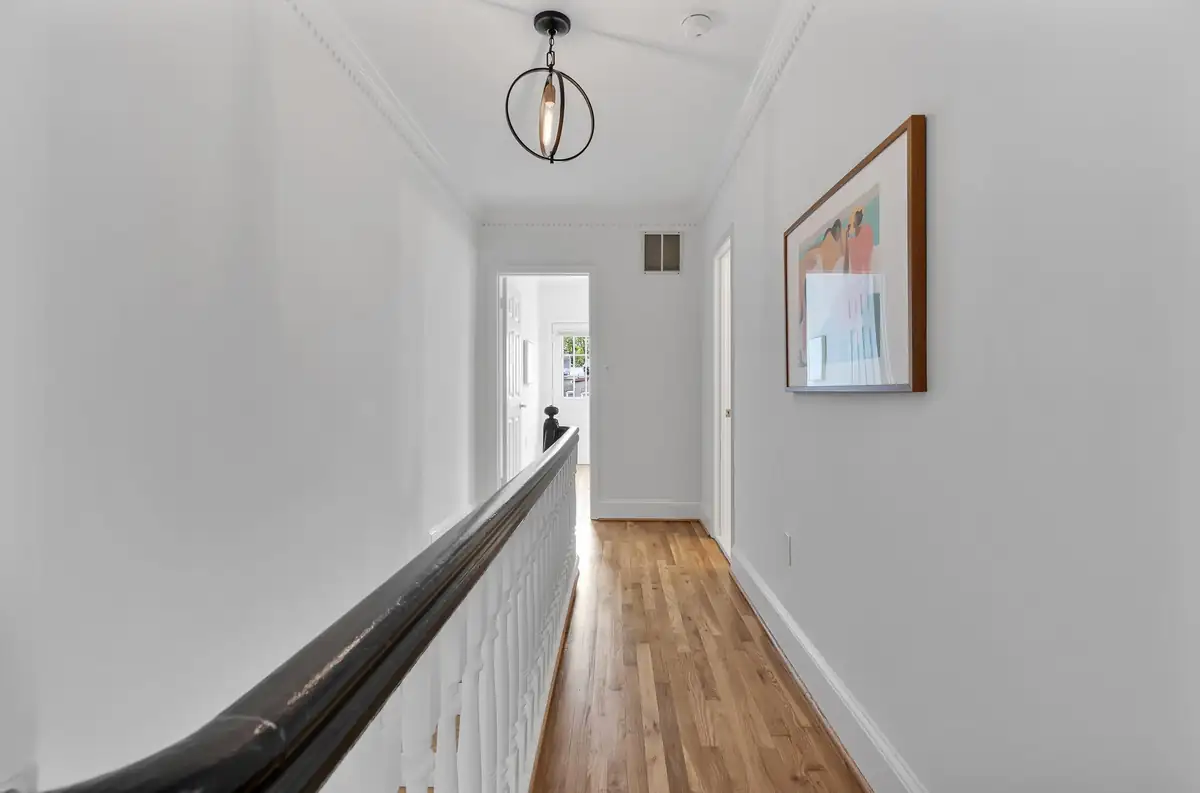 122 Thomas St NW-0023.jpg