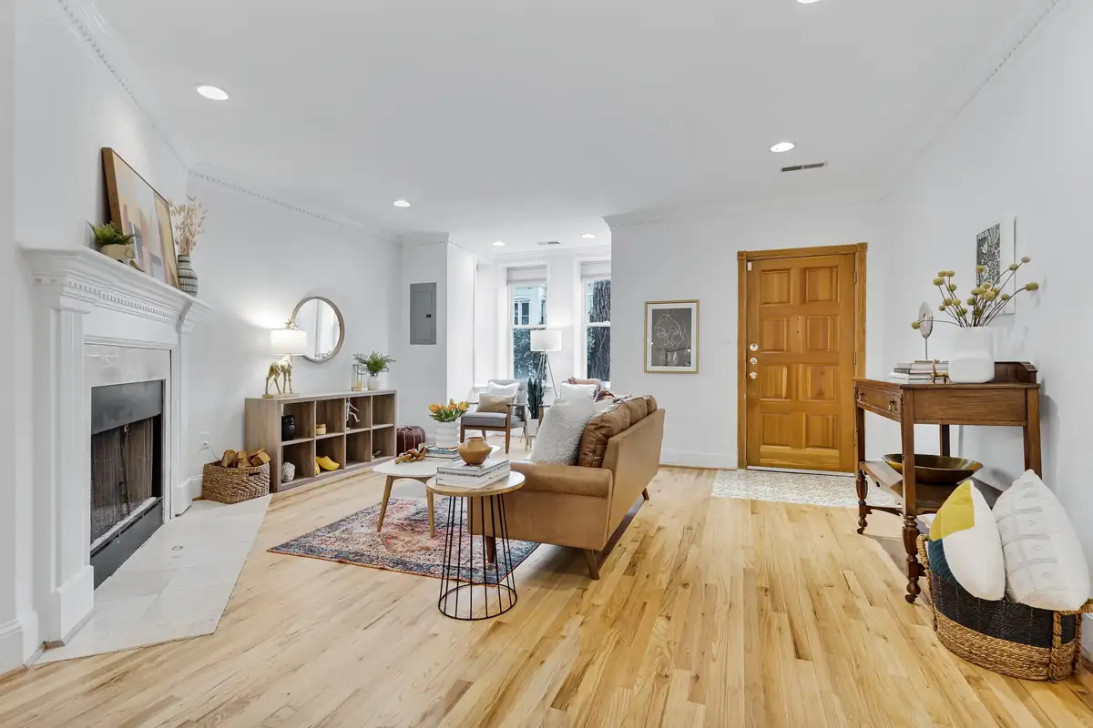 122 Thomas St NW-0006.jpg