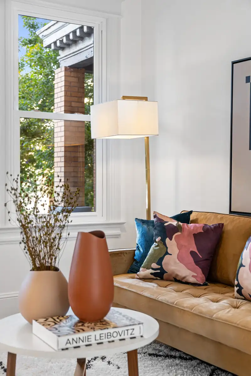 2525 12th St NW - 0057.jpg