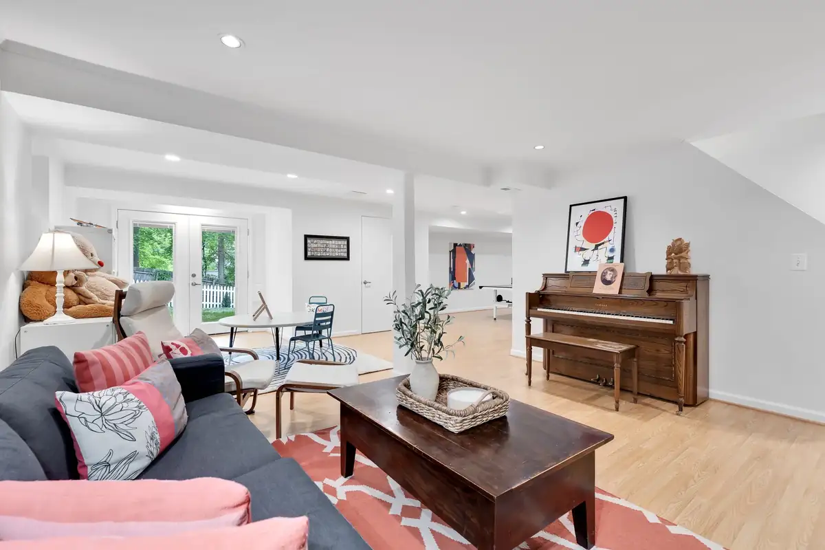 7208 Bybrook Ln-0040.jpg