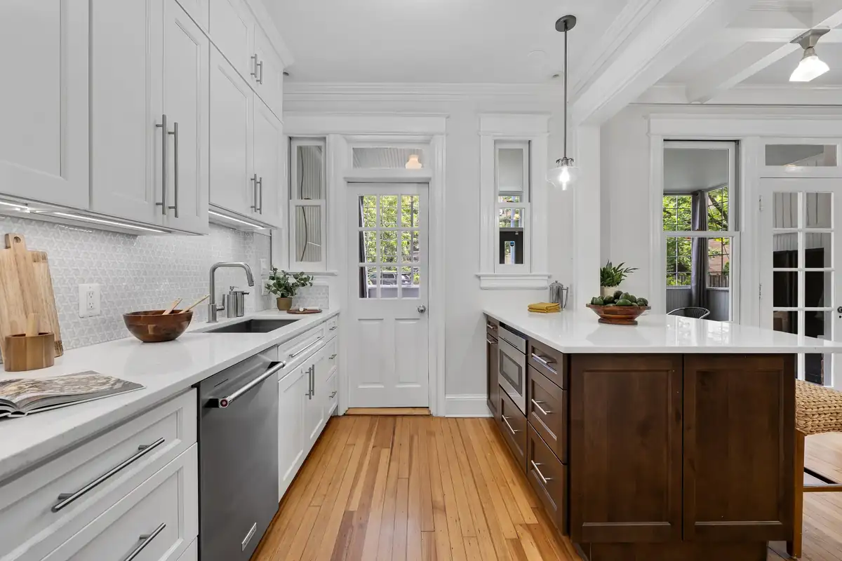 3203 Adams Mill Rd NW -0019.jpg