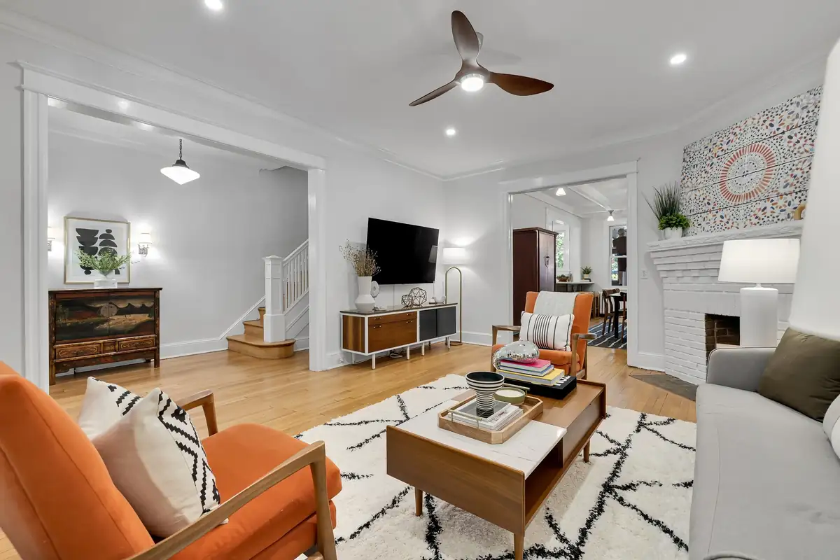 3203 Adams Mill Rd NW -0008.jpg