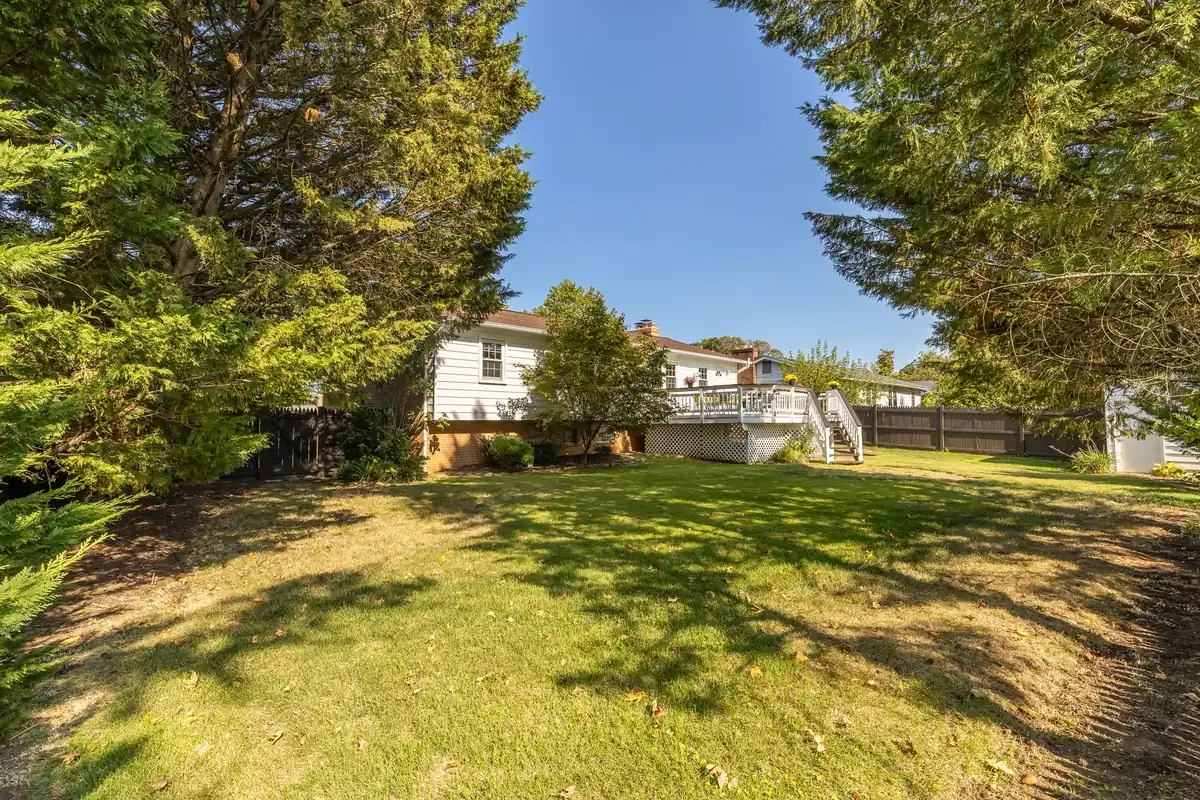 3424 Ramsgate Terrace-0048.jpg