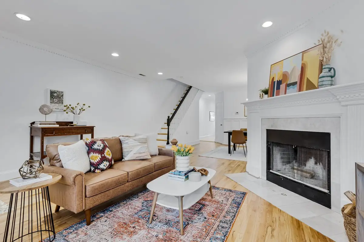 122 Thomas St NW-0009.jpg