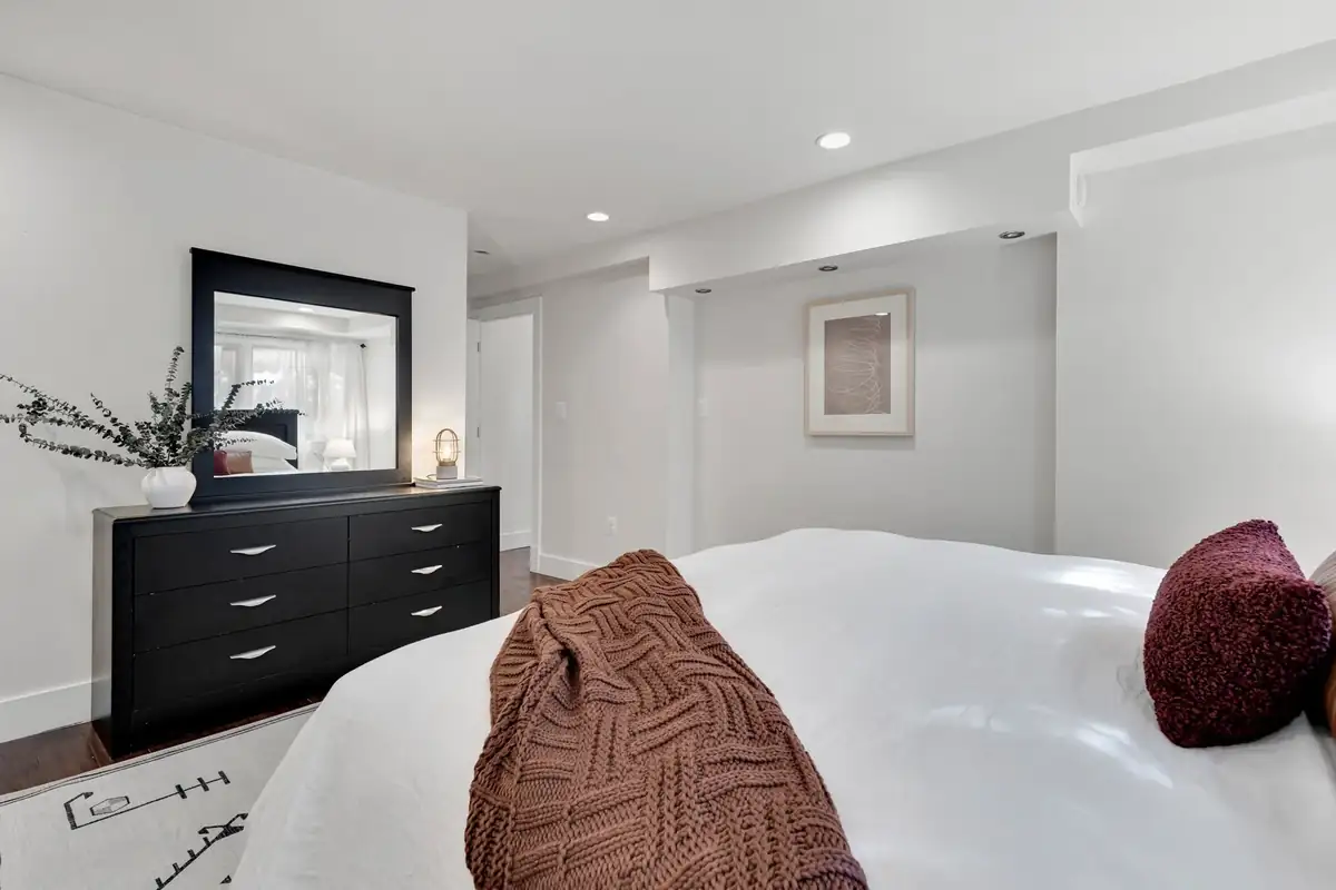 801 Q St NW 1-0038.jpg