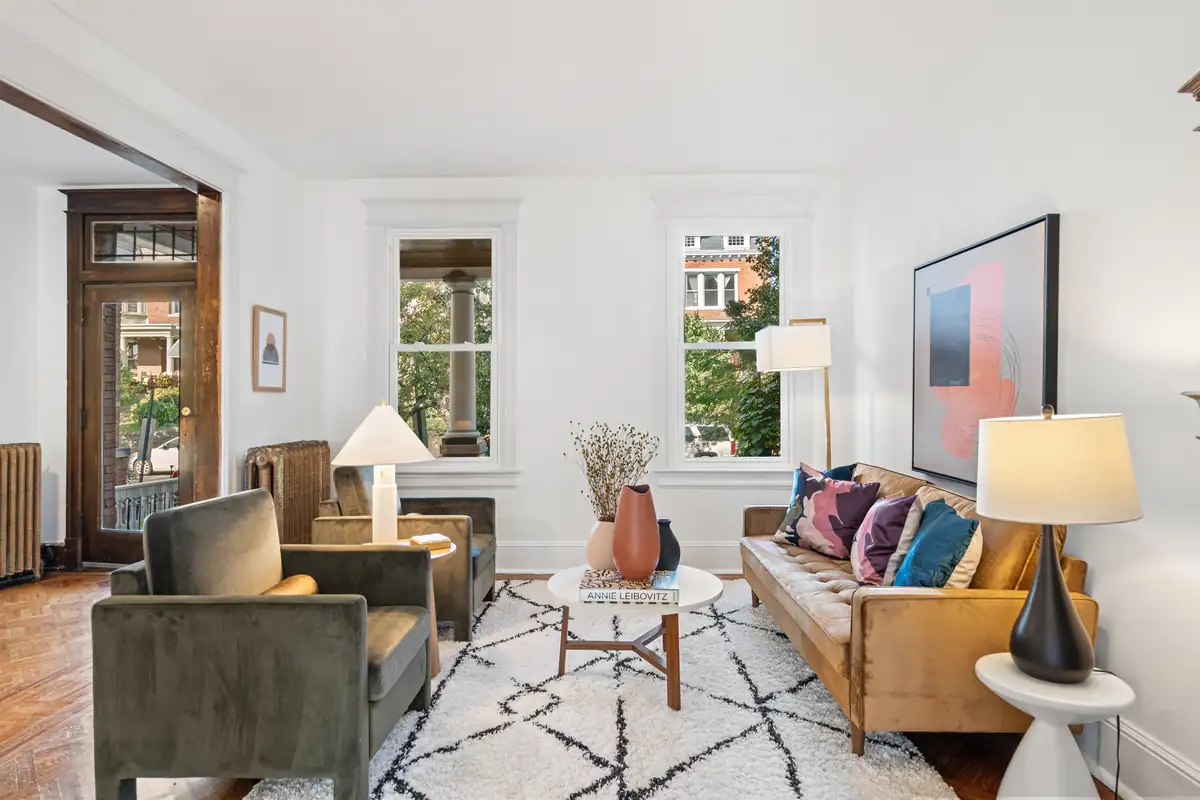 Home staging at 2525 12th St NW