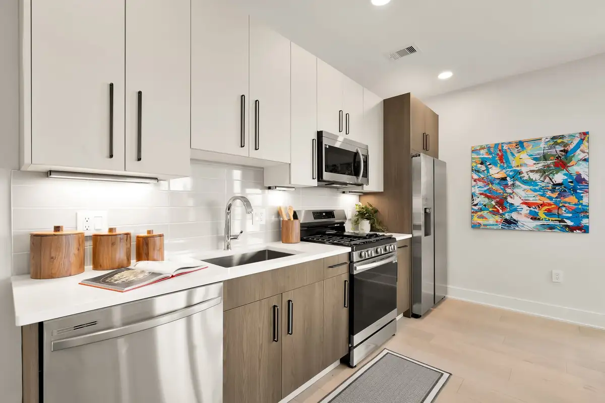 3934 14th St NW 302-0018.jpg