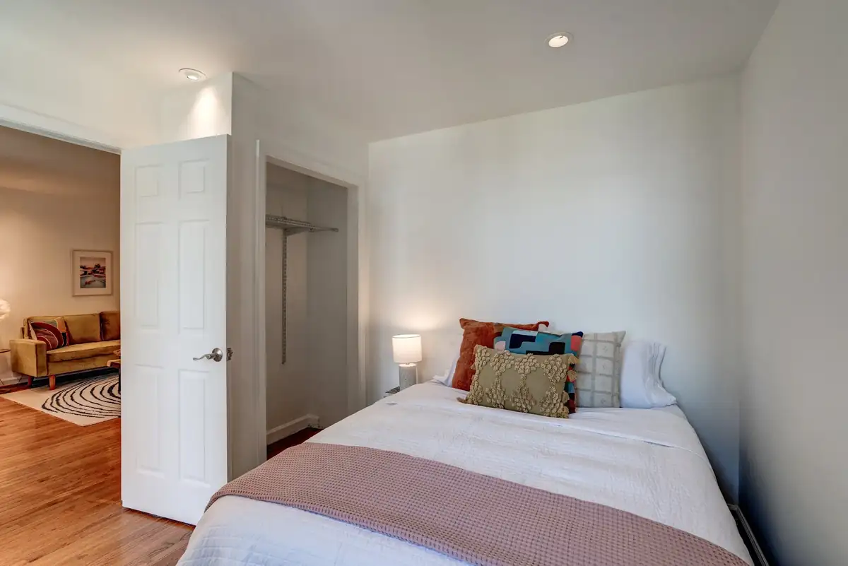 1308 Clifton St NW #405_0033.jpg