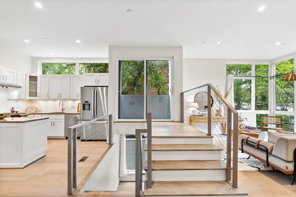 3915 Fulton St NW unit 2 - 0010.jpg
