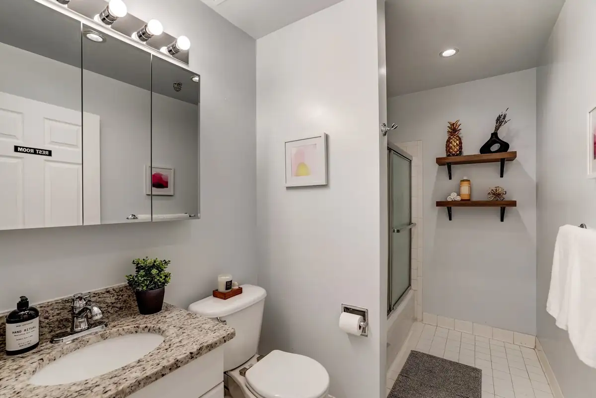 1308 Clifton St NW #405_0035.jpg
