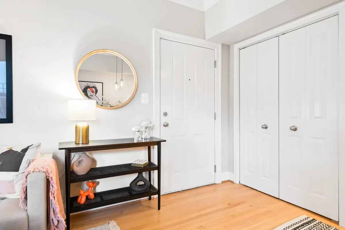 19-web-or-mls-1701 16th Street NW #807-19.jpg