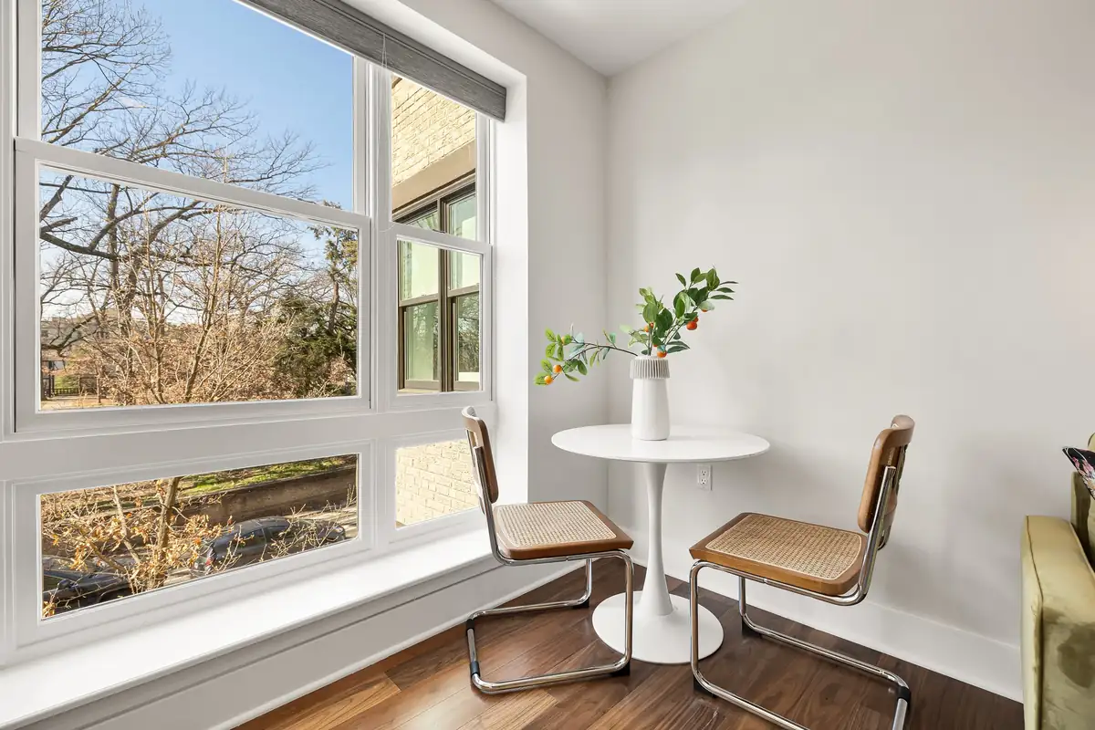 2331 15th St NW 305N-0020.jpg