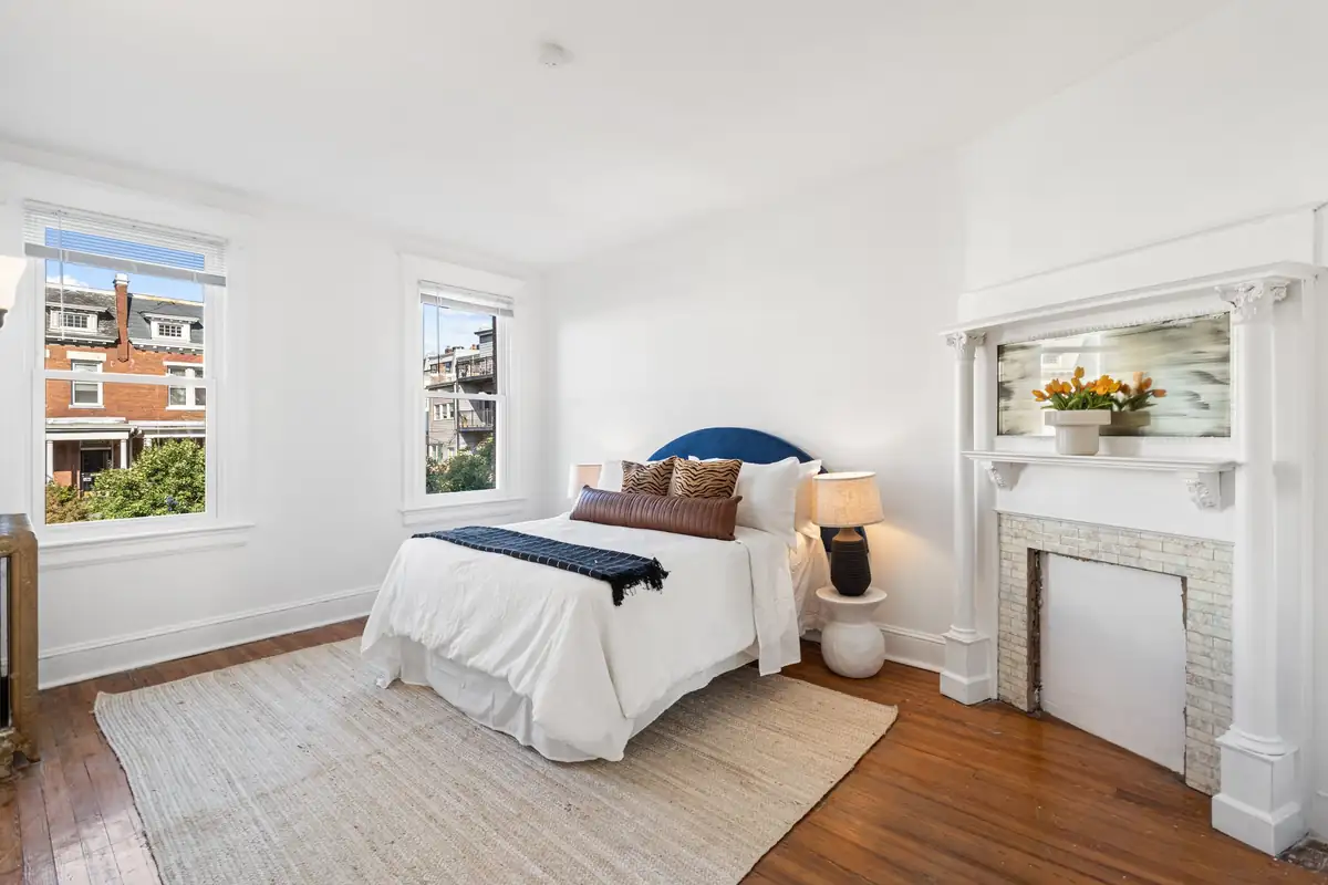 2525 12th St NW - 0017.jpg