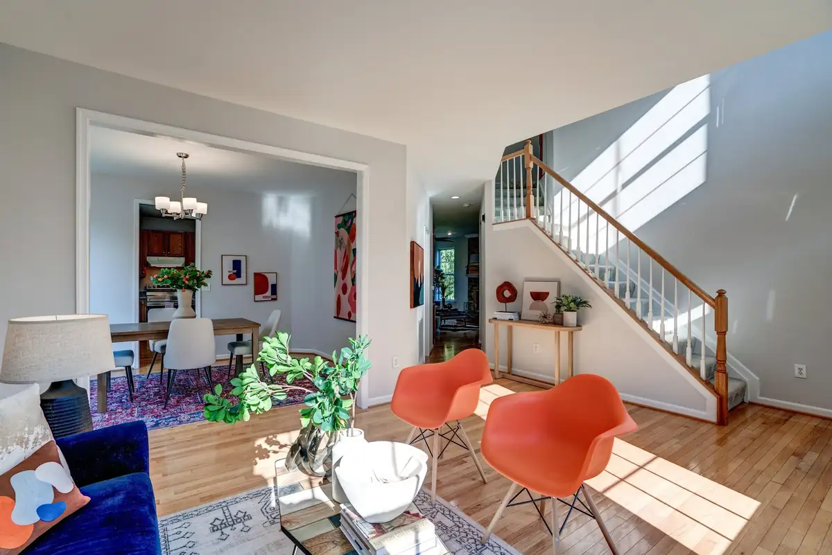1926 Carters Grove Dr_0018.jpg