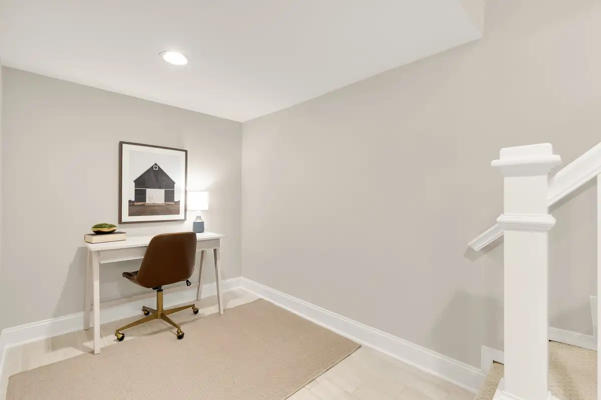 1012 10th St NE Staged-0038.jpg
