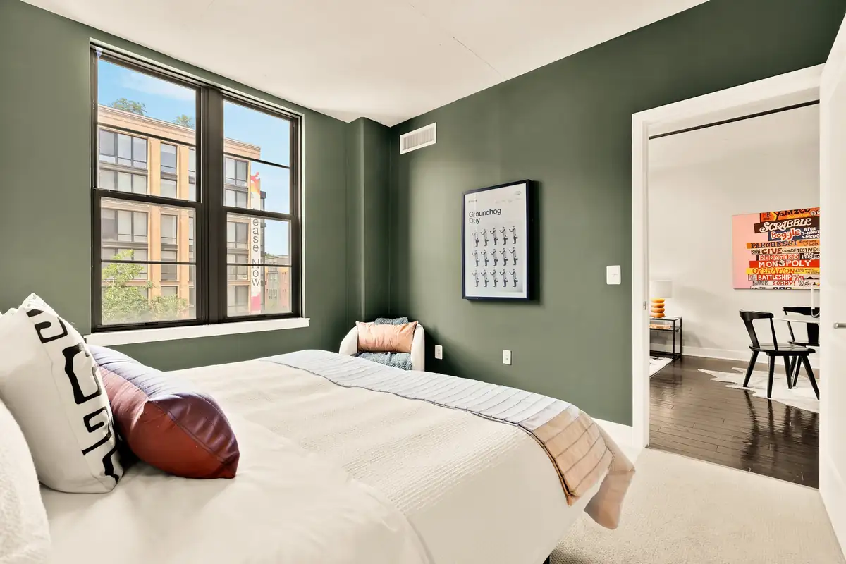 2125 14th St NW 427-0038.jpg