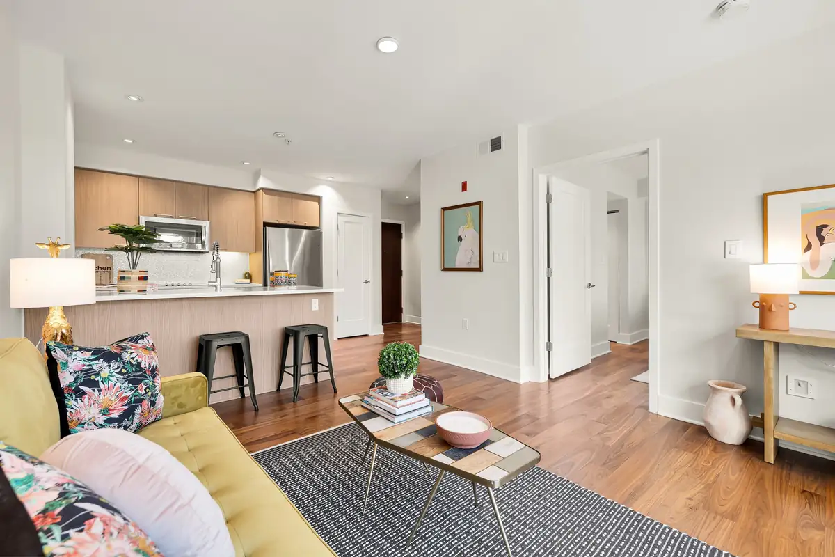 2331 15th St NW 305N-0022.jpg