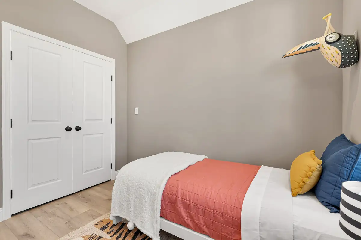 1117 46th St NE-0025.jpg