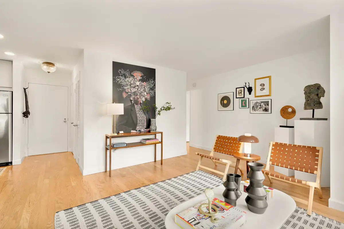 2440 16th St NW 507-0014.jpg