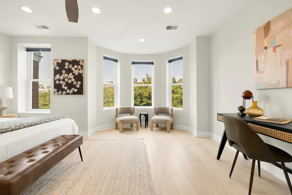3217 13th St NW 2-0030.jpg