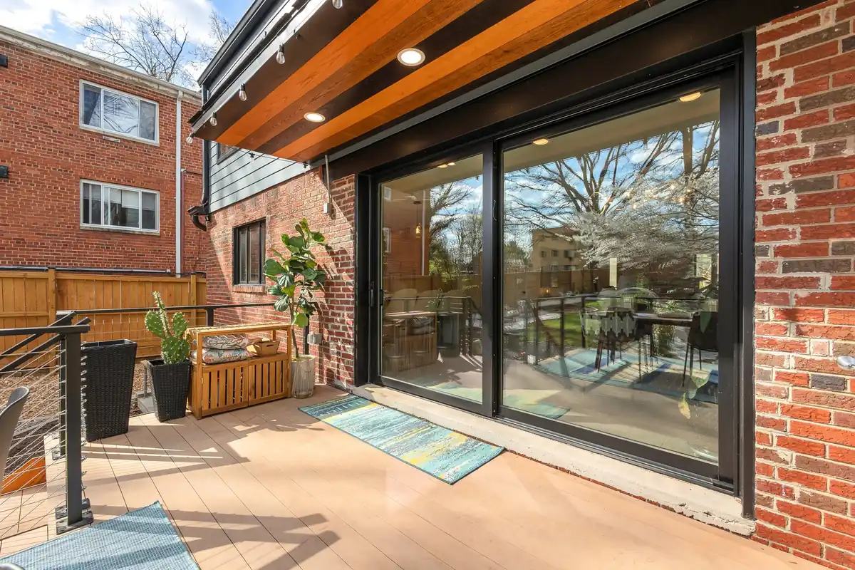 8215 Roanoke Ave Reshoot-0026.jpg