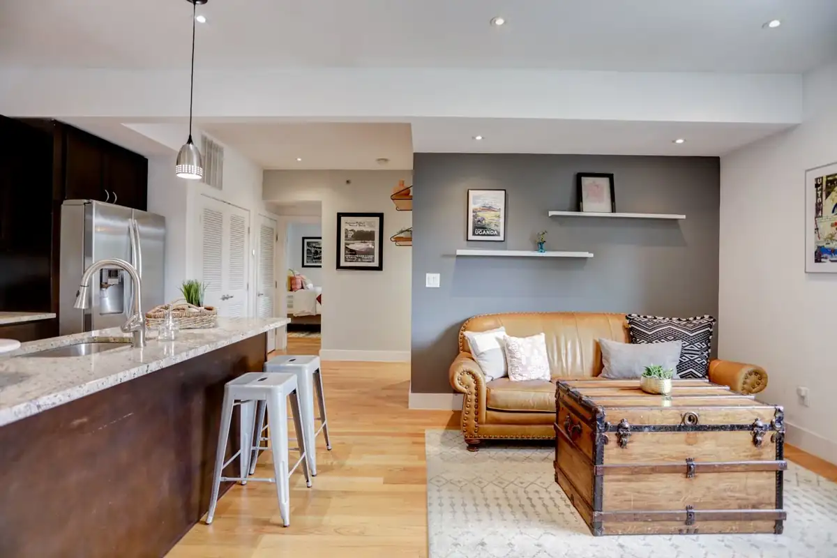 Home staging at Augmenting the Sellers Existing Furniture, photo 42 of 103