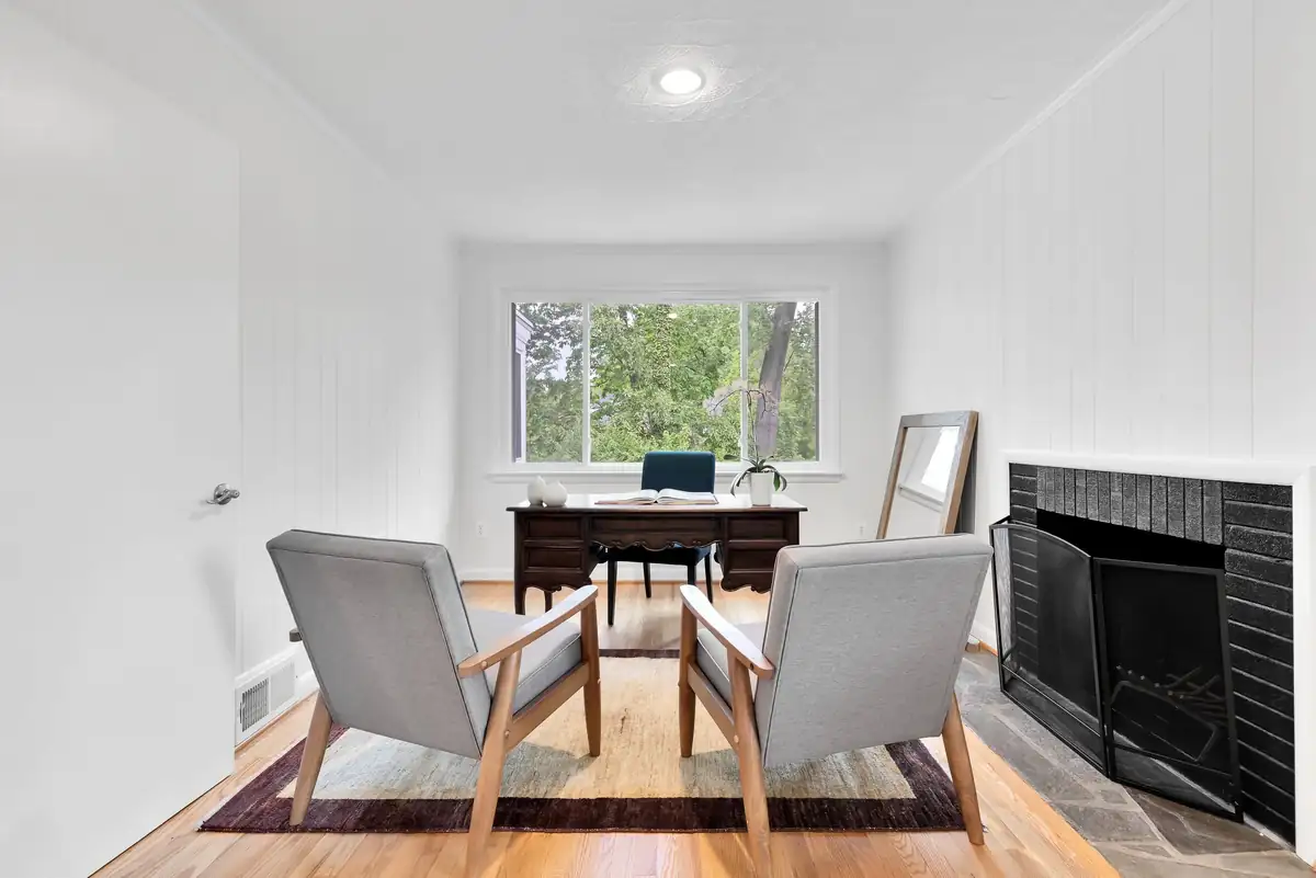 7208 Bybrook Ln-0026.jpg