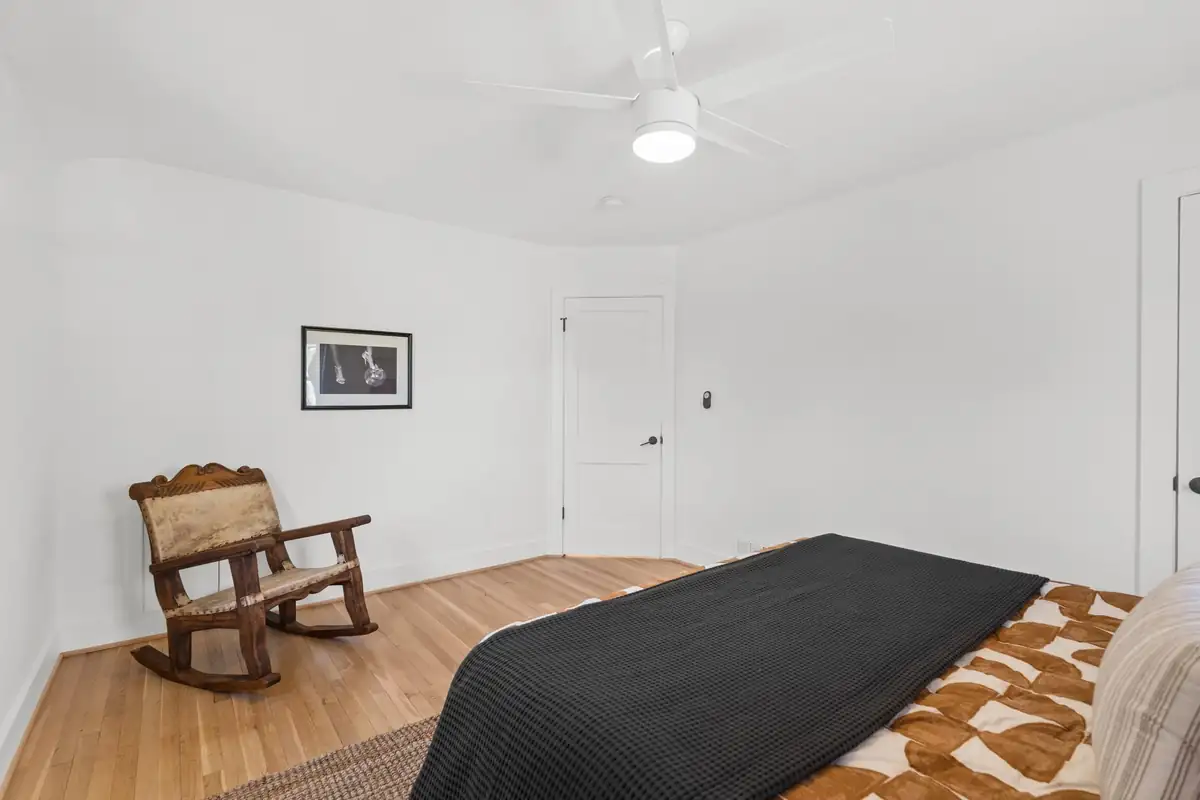 1515 Jonathan St - 0038.jpg