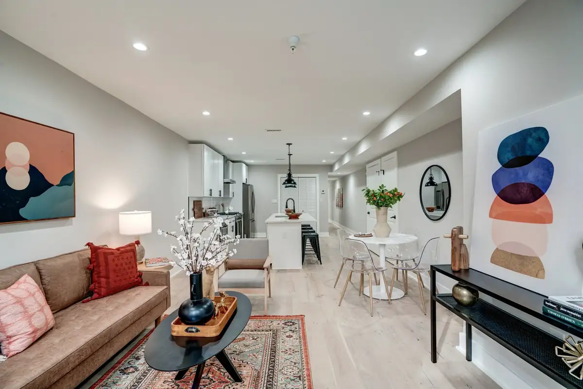 716 Kearny St NE-11.jpg
