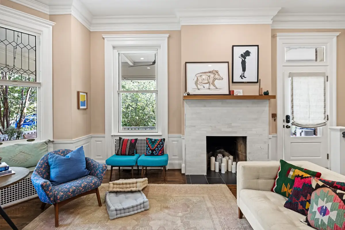 Home staging at 3324 18th St NW #1