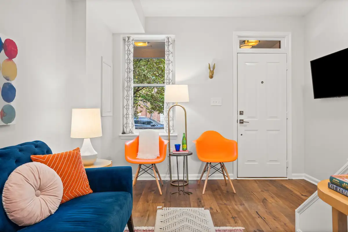 9-web-or-mls-424 Oakdale Place NW, Washington, DC 20001-8.jpg