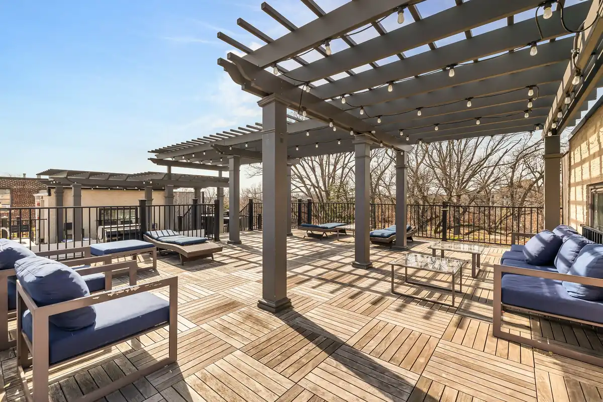2331 15th St NW 305N-0031.jpg