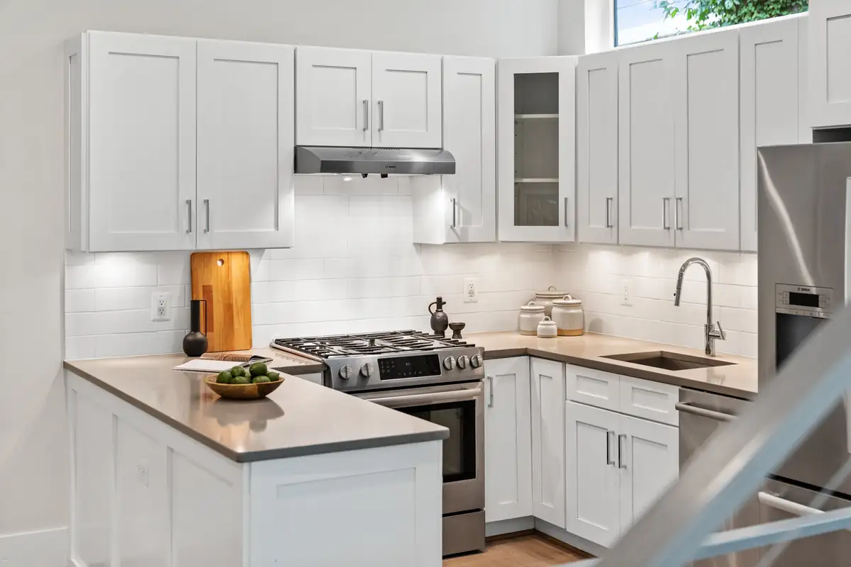 3915 Fulton St NW unit 2 - 0054.jpg