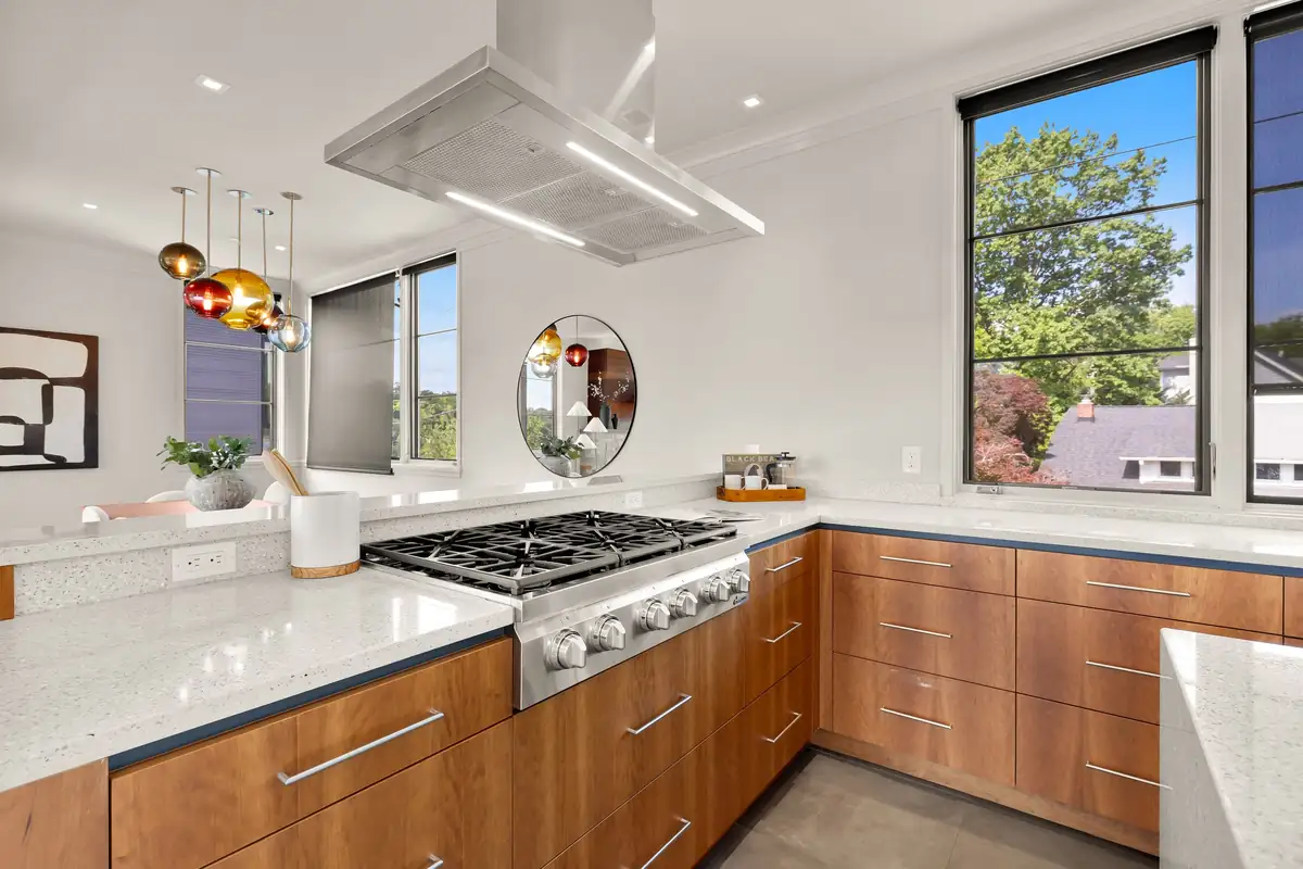 4640 Q St NW-0047.jpg