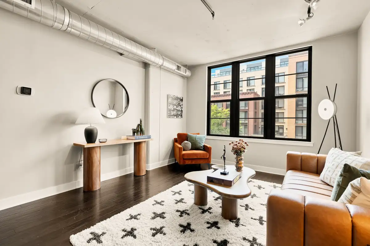 2125 14th St NW 427-0026.jpg