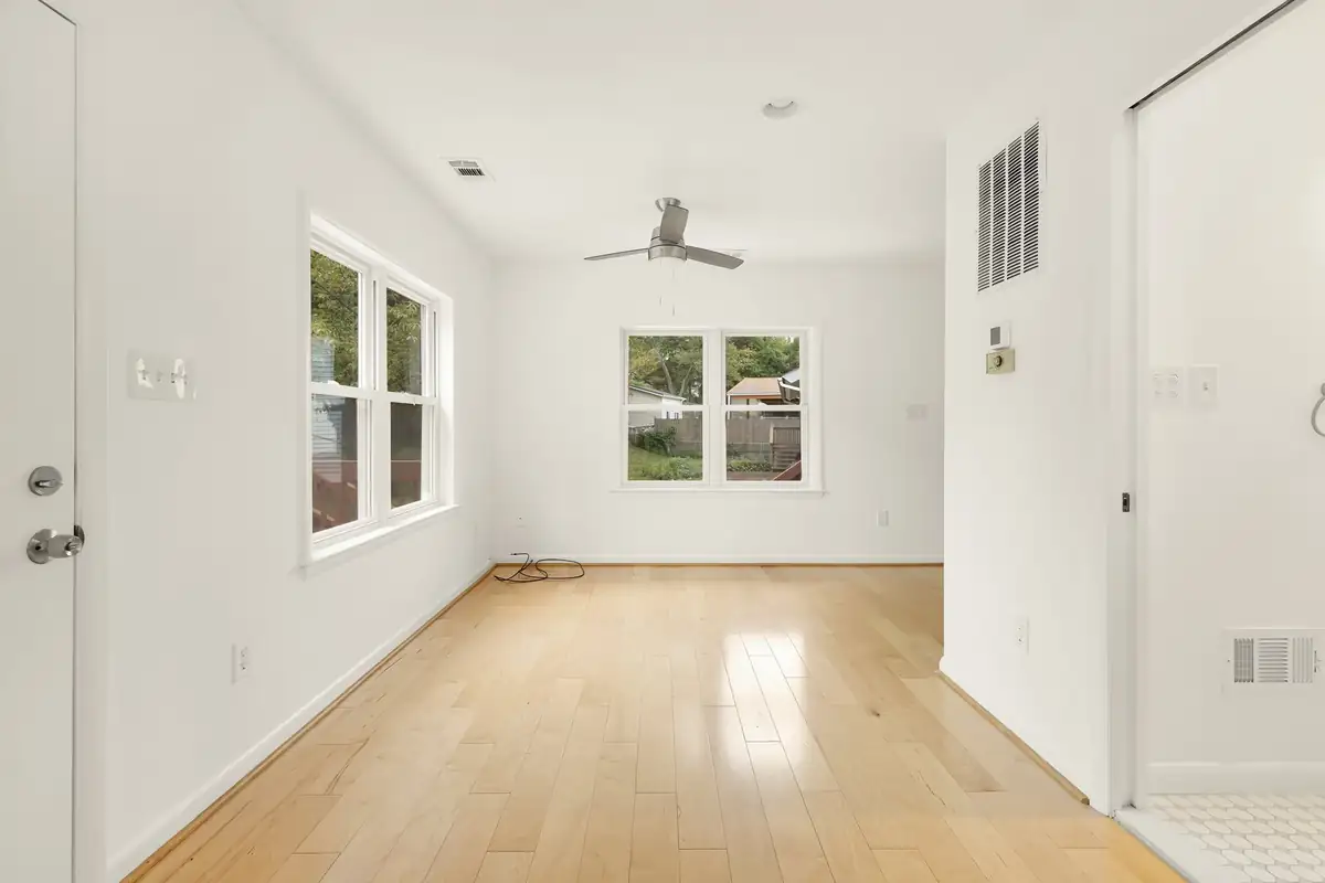 2619 Cory Terrace-0041.jpg