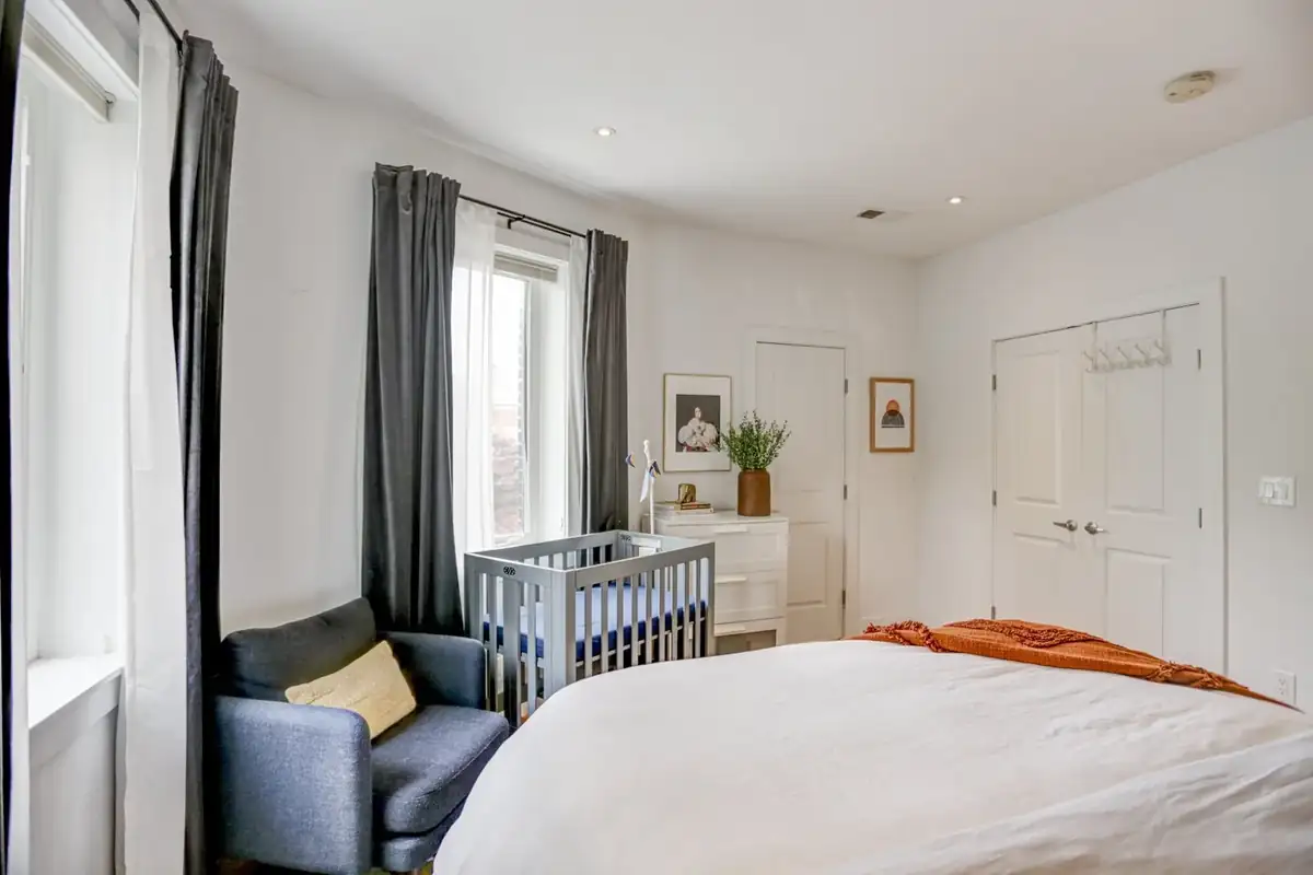 Home staging at Augmenting the Sellers Existing Furniture, photo 50 of 103