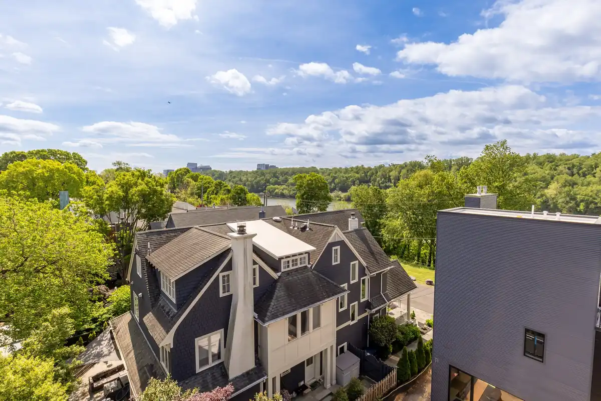 4640 Q St NW-0073.jpg