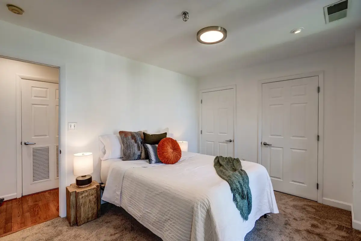 1308 Clifton St NW #405_0040.jpg