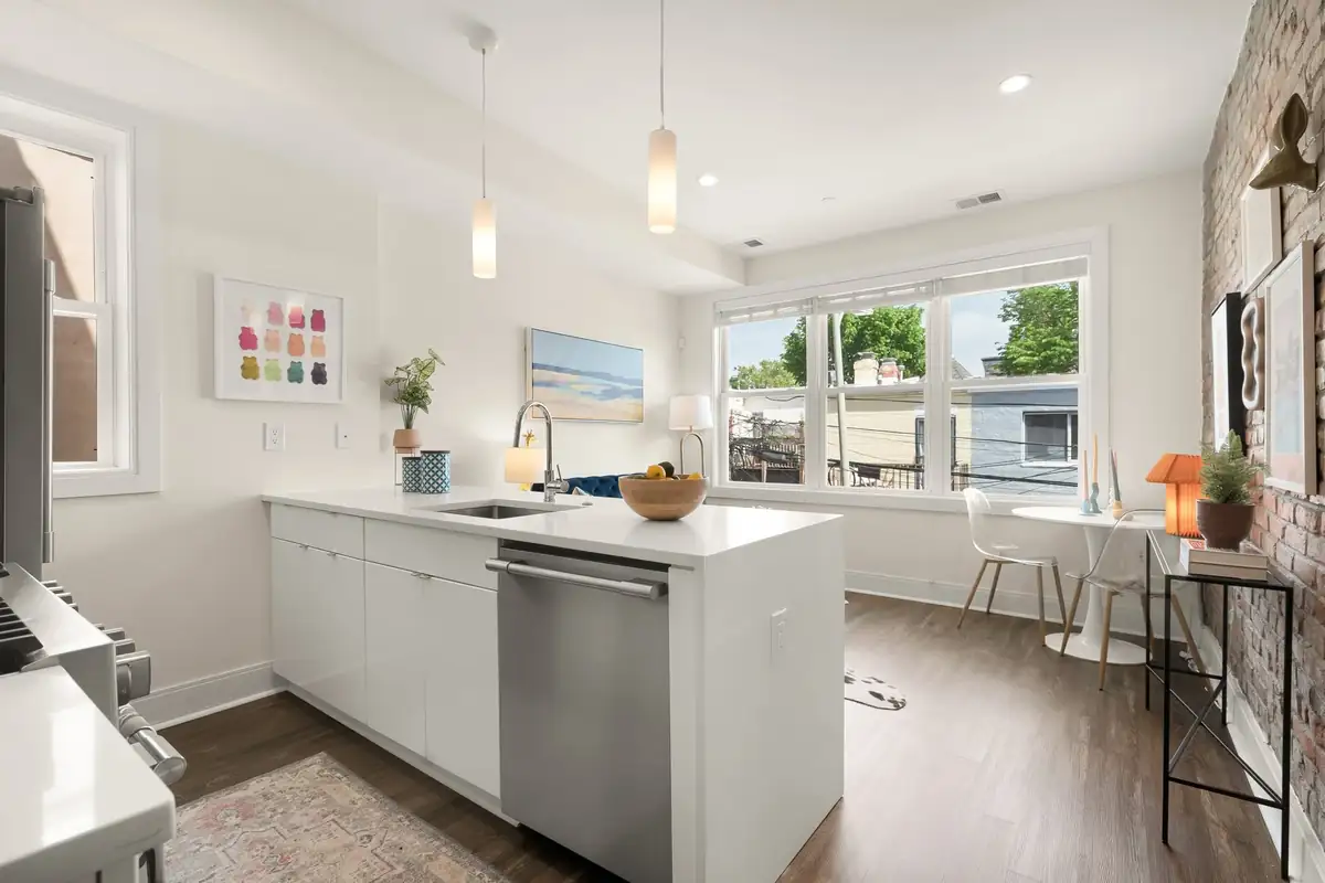 1753 U St NW 4-0006.jpg