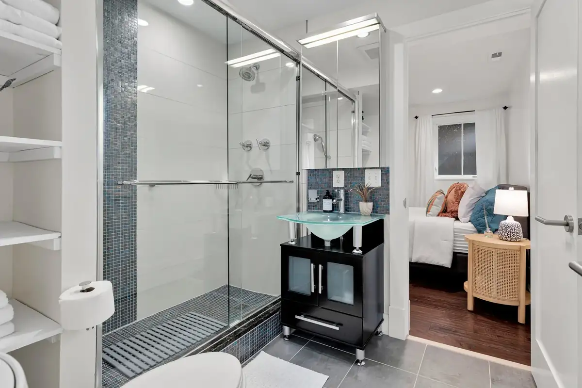 801 Q St NW 1-0030.jpg