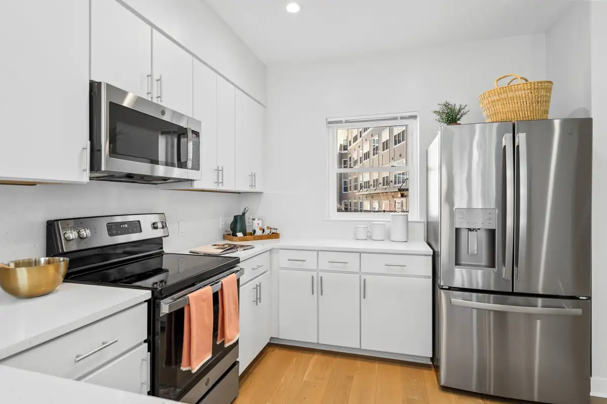 1015 Spring Rd NW - 0018.jpg