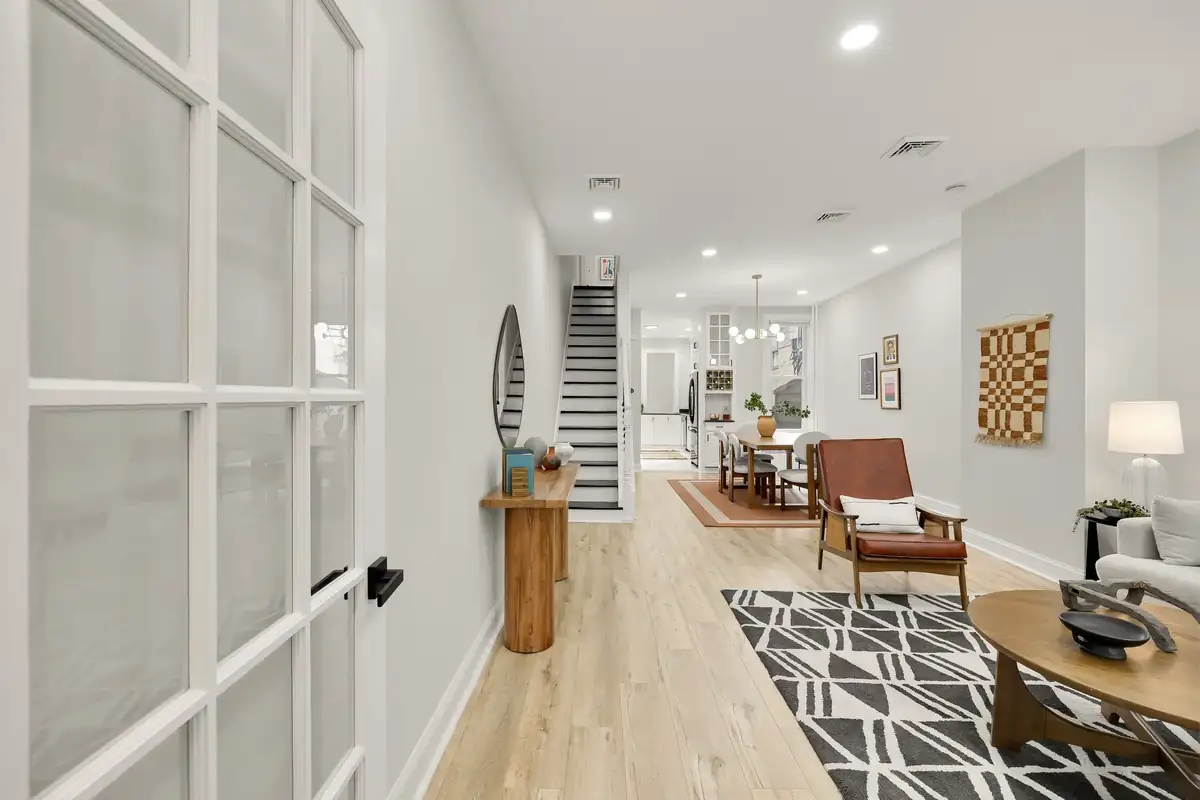 613 11th St NE-0006.jpg