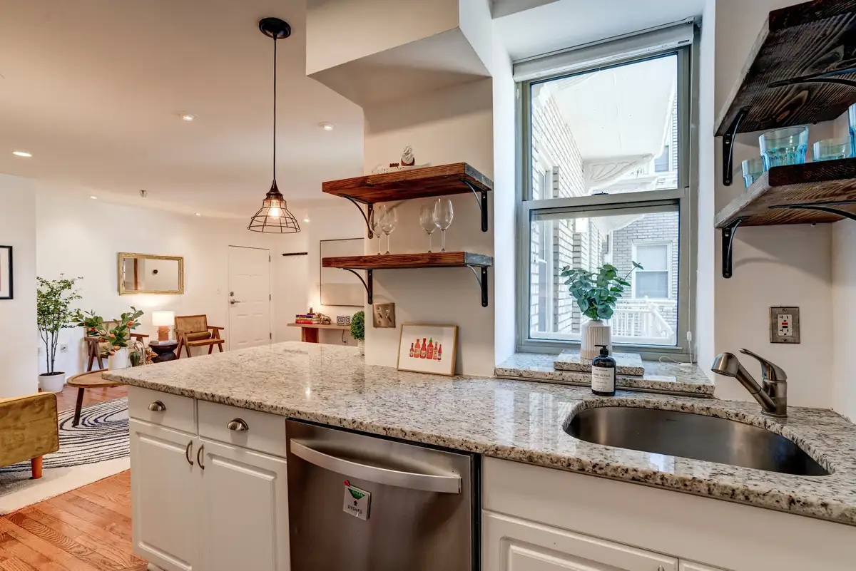 1308 Clifton St NW #405_0025.jpg