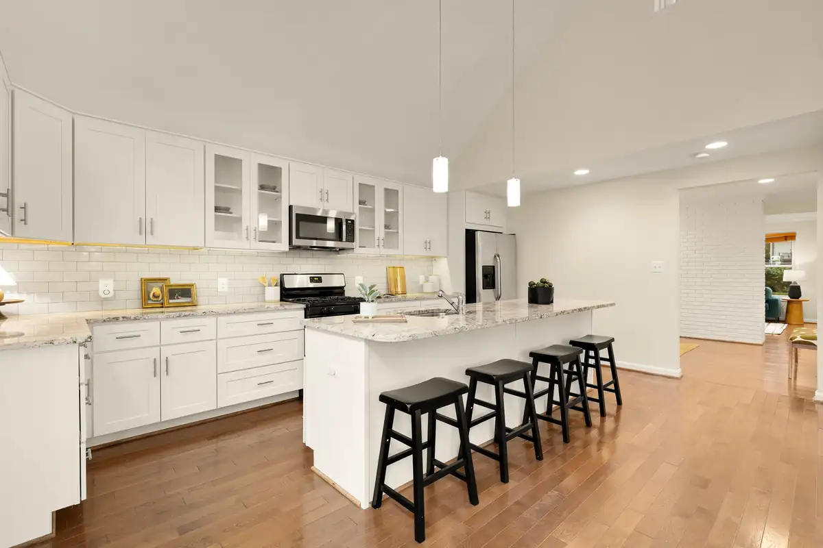 5816 Vandergrift Ave-0020.jpg