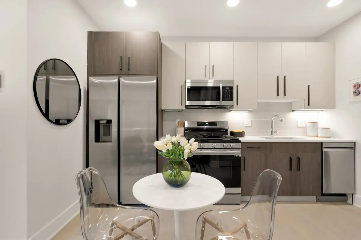 3934 14th St NW B-0006.jpg
