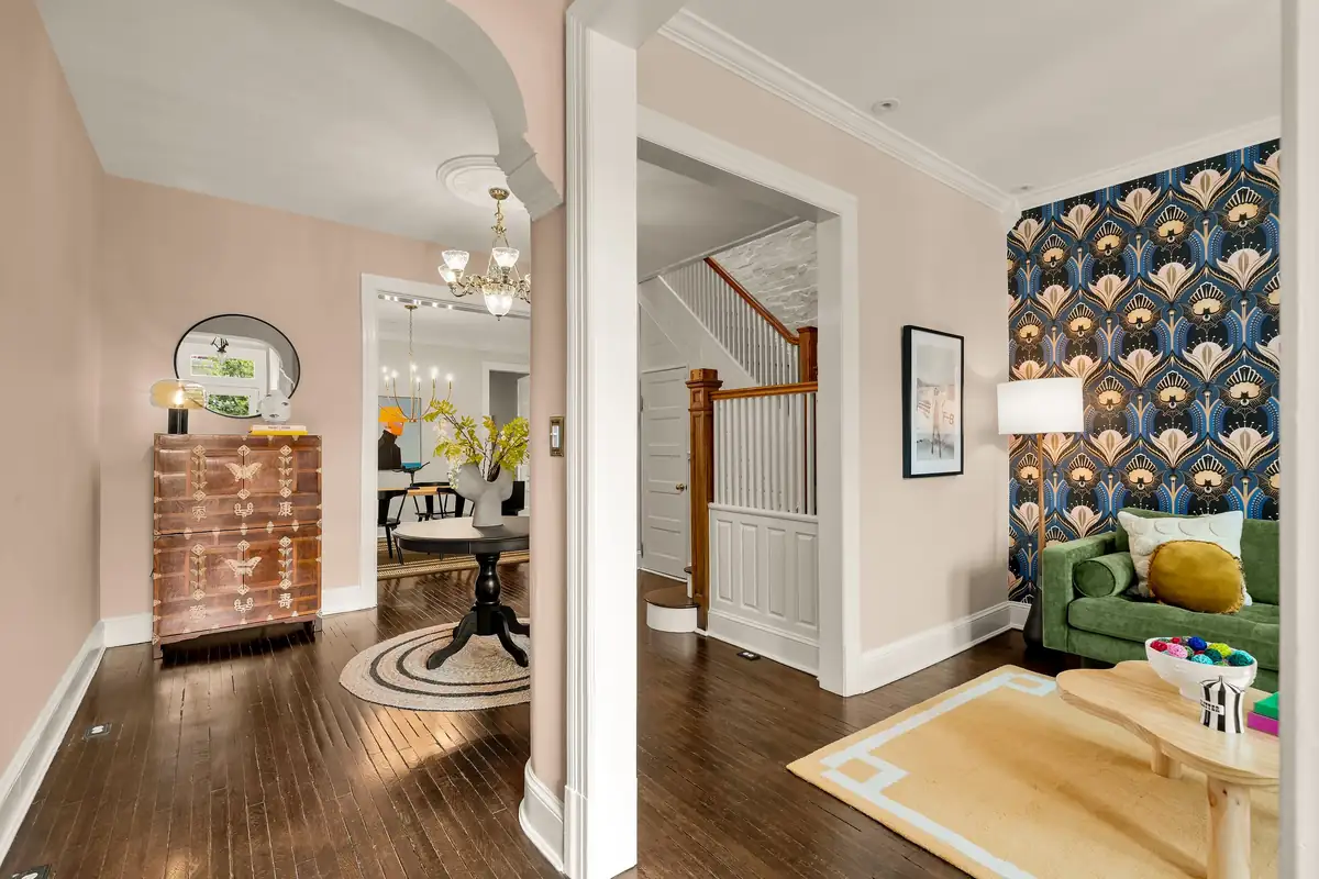 61 W St NW-0004.jpg