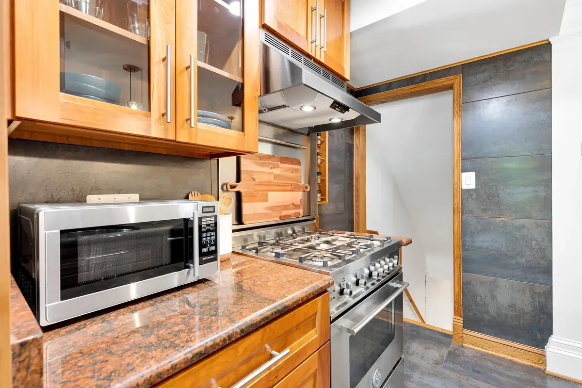 1743 N Cliff St -0020.jpg