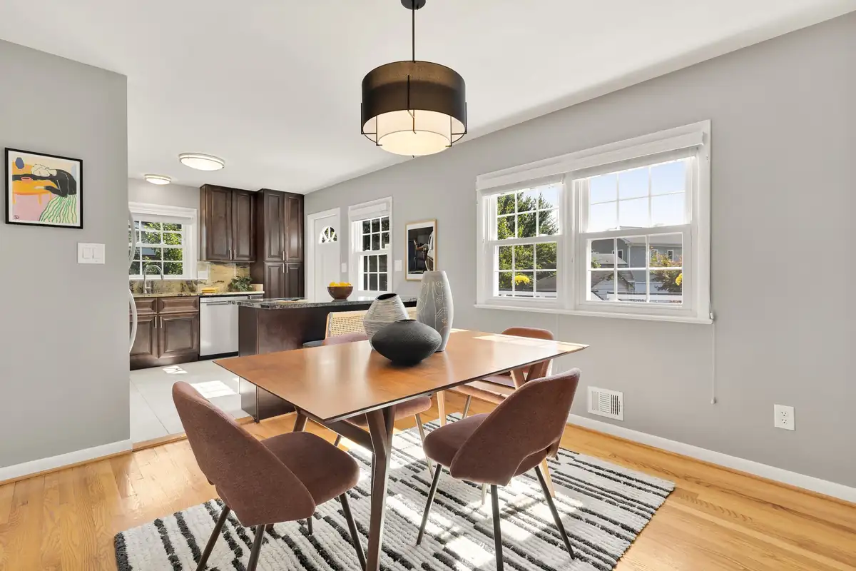 3424 Ramsgate Terrace-0012.jpg